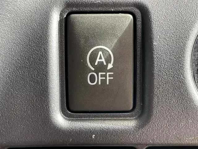 トヨタ ヴォクシー ZS 煌Ⅱ 岩手県 2017(平29)年 9.5万km ブラック ４WD/MTモード付AT/両側パワースライドドア/ETC2.0/プリクラッシュセーフティ/レーンアシスト/バックカメラ/アイドリングストップ/先行車発進告知機能/オールオートパワーウィンドウ/純正９インチナビ/フルセグTV/3列シート/電動格納ドアミラー/純正16インチアルミホイール/純正LEDヘッドライト/純正フロアマット/ステアリングスイッチ/スマートキー、プッシュスタート