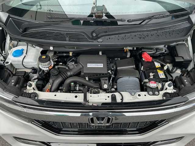 ホンダ Ｎ ＢＯＸ カスタム G L ターボ ホンダセンシング 茨城県 2020(令2)年 3.5万km プラチナホワイトパール 純正ナビ/フルセグTV/バックカメラ/applecarplay/シートヒーター/クリアランスソナー/両側パワースライドドア/ETC/ドラレコ/パドルシフト/純正15インチAW/LEDヘッドライト