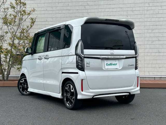 ホンダ Ｎ ＢＯＸ カスタム G L ターボ ホンダセンシング 茨城県 2020(令2)年 3.5万km プラチナホワイトパール 純正ナビ/フルセグTV/バックカメラ/applecarplay/シートヒーター/クリアランスソナー/両側パワースライドドア/ETC/ドラレコ/パドルシフト/純正15インチAW/LEDヘッドライト
