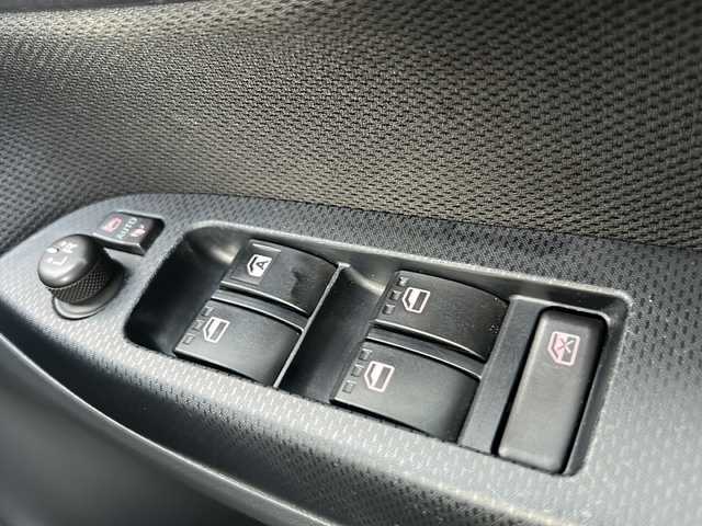 スバル ステラ カスタム R スマートアシスト 埼玉県 2017(平29)年 8.8万km 赤 (株)IDOMが運営する【じしゃロン熊谷店】の自社ローン専用車両になりますこちらは現金またはオートローンご利用時の価格です。自社ローンご希望の方は別途その旨お申付け下さい/純正ナビ　NMZK-W67DF/（フルセグTV/Bluetooth/CD/DVD/AM/FM）/ETC/全方位カメラ/スマートアシスト/・衝突警報機能/・衝突回避支援ブレーキ機能/・誤発進抑制機能/・車線逸脱抑制機能/アイドリングストップ/プッシュスタート/LEDオートヘッドライト/運転席シートヒーター/フロアマット/純正ドアバイザー/フォグランプ/ダブルエアバッグ/車両・ナビ取扱説明書/保証書