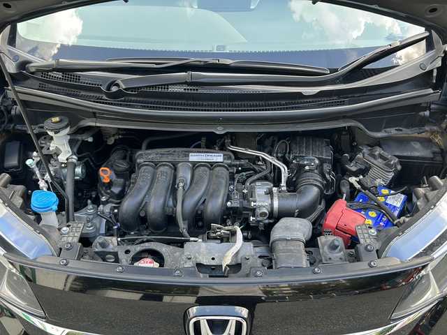 ホンダ フリード G ホンダセンシング 大阪府 2021(令3)年 4.5万km クリスタルブラックパール ワンオーナー/社外ナビ/・DVD/FM/AM/Bluetooth/・フルセグテレビ/ETC/前後ドライブレコーダー/バックカメラ/衝突軽減ブレーキ/レーンキープアシスト/ステアリングリモコン/シートヒーター（D席+N席）/両側パワースライドドア/コーナーセンサー/オートライト/オートエアコン/スマートキー×2/プッシュスタートボタン/12V電源/USBジャック/取扱説明書/保証書