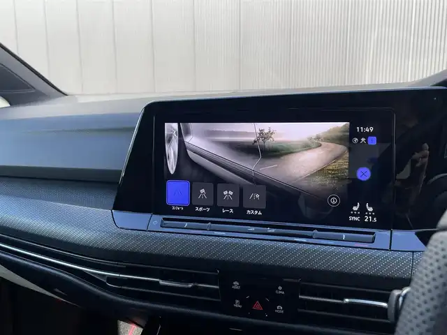 フォルクスワーゲン ＶＷ ゴルフＲヴァリアント TSI 4モーション 道東・釧路十勝 2023(令5)年 1万km アトランティックブルーメタリック ワンオーナー/４WD/Volkswagen純正インフォテイメントシステム/バックカメラ/純正ETC2.0/プリクラッシュブレーキシステム/レーンキーピングアシスト/アダプティブクルーズコントロール/パークディスタンスコントロール/パークアシスト/ヘッドアップディスプレイ/R-Line専用ファブリック&マイクロフリースシート/フロントシートヒーティング/ステアリングヒーター/ワイヤレス充電/マトリクスLEDヘッドライト/オートハイビーム/純正19インチAW/純正フロアマット/取扱説明書/保証書