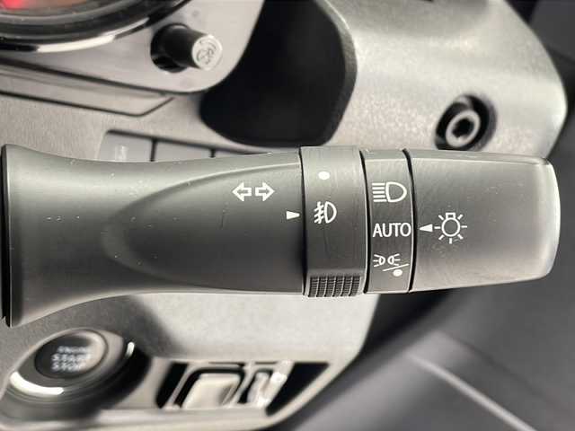 スズキ ジムニー XC 千葉県 2022(令4)年 4.1万km ブルーイッシュブラックパール3 KENWOODメモリナビ/BT フルセグTV CD DVD/バックカメラ/前席シートヒーター/衝突軽減ブレーキ/レーンキープアシスト/横滑り防止機能/LEDヘッドライト/オートライト/純正アルミホイール/純正フロアマット/ステアリングスイッチ/プッシュスタート/スマートキー