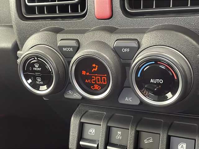 スズキ ジムニー XC 千葉県 2022(令4)年 4.1万km ブルーイッシュブラックパール3 KENWOODメモリナビ/BT フルセグTV CD DVD/バックカメラ/前席シートヒーター/衝突軽減ブレーキ/レーンキープアシスト/横滑り防止機能/LEDヘッドライト/オートライト/純正アルミホイール/純正フロアマット/ステアリングスイッチ/プッシュスタート/スマートキー