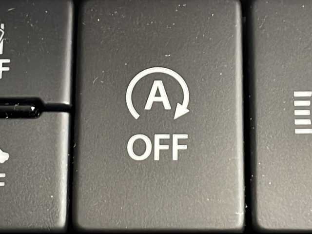 スズキ ジムニー XC 千葉県 2022(令4)年 4.1万km ブルーイッシュブラックパール3 KENWOODメモリナビ/BT フルセグTV CD DVD/バックカメラ/前席シートヒーター/衝突軽減ブレーキ/レーンキープアシスト/横滑り防止機能/LEDヘッドライト/オートライト/純正アルミホイール/純正フロアマット/ステアリングスイッチ/プッシュスタート/スマートキー