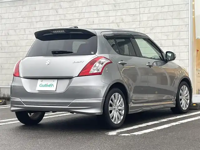 スズキ スイフト RS 宮崎県 2012(平24)年 8.7万km プレミアムシルバーメタリック 社外SDナビ（AVIC－MRZ09）/　AM FM CD DVD TV BT/ETC車載器/フォグランプ/純正エアロ/プッシュスタート/スマートキー/電動格納ミラー/ウィンカーミラー