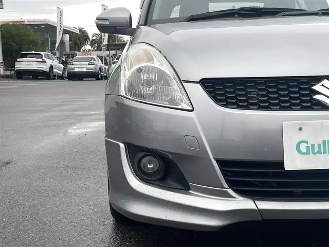 スズキ スイフト RS 宮崎県 2012(平24)年 8.7万km プレミアムシルバーメタリック 社外SDナビ（AVIC－MRZ09）/　AM FM CD DVD TV BT/ETC車載器/フォグランプ/純正エアロ/プッシュスタート/スマートキー/電動格納ミラー/ウィンカーミラー