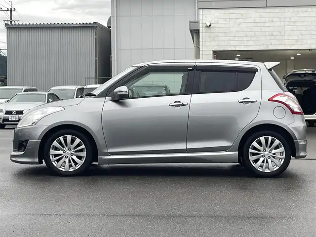 スズキ スイフト RS 宮崎県 2012(平24)年 8.7万km プレミアムシルバーメタリック 社外SDナビ（AVIC－MRZ09）/　AM FM CD DVD TV BT/ETC車載器/フォグランプ/純正エアロ/プッシュスタート/スマートキー/電動格納ミラー/ウィンカーミラー