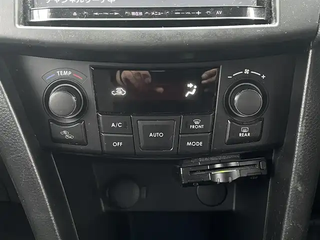 スズキ スイフト RS 宮崎県 2012(平24)年 8.7万km プレミアムシルバーメタリック 社外SDナビ（AVIC－MRZ09）/　AM FM CD DVD TV BT/ETC車載器/フォグランプ/純正エアロ/プッシュスタート/スマートキー/電動格納ミラー/ウィンカーミラー