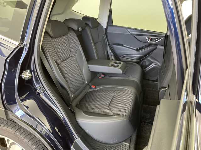 スバル フォレスター ハイブリッド アドバンス 新潟県 2019(令1)年 6.7万km ダークブルーパール アイサイト/　・衝突軽減ブレーキ/　・レーダークルーズコントロール/　・レーンキープアシスト/　・ブラインドスポットモニター/社外ナビ/　・フルセグTV/　・Bluetooth/　・DVD再生機能/バック/サイドカメラ/ETC/ドライブレコーダー/ハーフレザーシート/全席シートヒーター/前席パワーシート/オートライト/オートハイビーム/LEDヘッドライト/プッシュスタート/オートブレーキホールド/パドルシフト/電動格納ミラー/ウィンカーミラー/ミラーヒーター/純正フロアマット