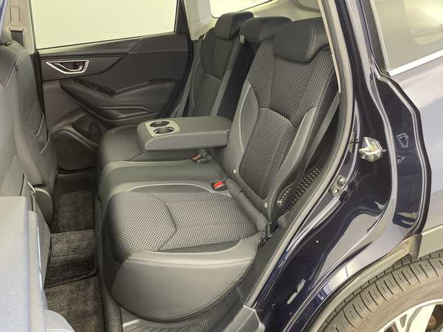 スバル フォレスター ハイブリッド アドバンス 新潟県 2019(令1)年 6.7万km ダークブルーパール アイサイト/　・衝突軽減ブレーキ/　・レーダークルーズコントロール/　・レーンキープアシスト/　・ブラインドスポットモニター/社外ナビ/　・フルセグTV/　・Bluetooth/　・DVD再生機能/バック/サイドカメラ/ETC/ドライブレコーダー/ハーフレザーシート/全席シートヒーター/前席パワーシート/オートライト/オートハイビーム/LEDヘッドライト/プッシュスタート/オートブレーキホールド/パドルシフト/電動格納ミラー/ウィンカーミラー/ミラーヒーター/純正フロアマット