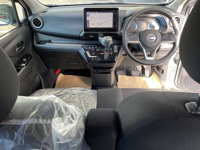 日産 デイズ HWS X プロパイロットED 道央・札幌 2025(令7)年 0.1千km ホワイトパール ・ワンオーナー/・４WD/・純正ナビ/フルセグ/AMFM/Bluetooth/・アラウンドビューモニター/・プロパイロット/・レーンキープアシスト/・エマージェンシーブレーキ/・ハイビームアシスト/・LEDヘッドライト/・ブラインドスポットワーニング/・前後クリアランスソナー/・標識検知機能/・先行車発進告知/・電子パーキング/・オートホールド/・ハンドルヒーター/・前席シートヒーター/・純正AW/・純正マット/・スペアキー1本/・保証書/・取扱説明書