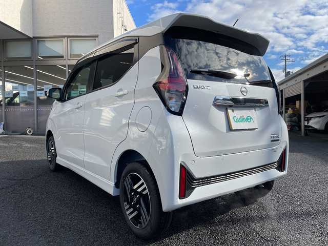 日産 デイズ HWS X プロパイロットED 道央・札幌 2025(令7)年 0.1千km ホワイトパール ・ワンオーナー/・４WD/・純正ナビ/フルセグ/AMFM/Bluetooth/・アラウンドビューモニター/・プロパイロット/・レーンキープアシスト/・エマージェンシーブレーキ/・ハイビームアシスト/・LEDヘッドライト/・ブラインドスポットワーニング/・前後クリアランスソナー/・標識検知機能/・先行車発進告知/・電子パーキング/・オートホールド/・ハンドルヒーター/・前席シートヒーター/・純正AW/・純正マット/・スペアキー1本/・保証書/・取扱説明書