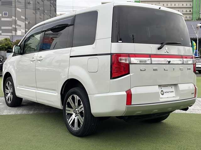 三菱 デリカＤ：５ G パワーパッケージ 千葉県 2019(令1)年 5.8万km ウォームホワイトパール e-Assist/・衝突被害軽減ブレーキシステム（FCM）/・車線逸脱警報システム（LDW）/・レーダークルーズコントロールシステム（ACC）/・誤発進抑制機能（前進＆後退時）（UMS）/・オートマチックハイビーム[AHB]/エレクトリックテールゲート/両側パワースライドドア/運転席パワーシート/前席シートヒーター/社外メモリーナビ/地デジTV/【BD/DVD/CD再生機能　Bluetooth接続】/マルチアラウンドモニター/ドライブレコーダー（前後撮影）/LEDヘッドライト/フォグライト/ウインカーミラー/革巻きステアリング/ステアリングスイッチ/パドルシフト/純正18インチアルミホイル/サイド/カーテンエアバッグ/キーレスオペレーションシステム