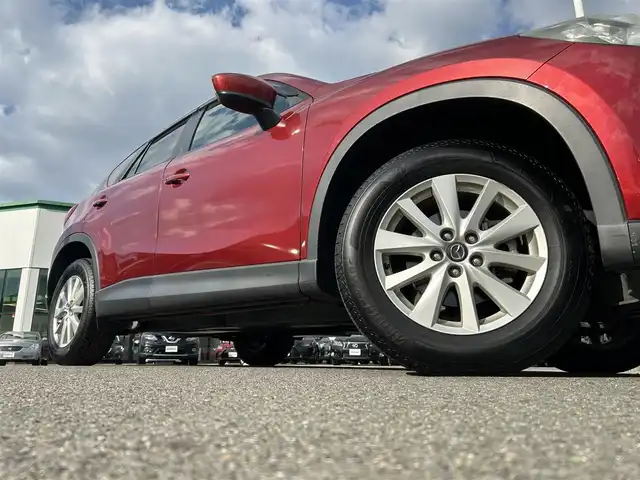 マツダ ＣＸ－５ XD 滋賀県 2012(平24)年 8.6万km ジールレッドマイカ 登録時走行距離：85529Km/ディーラーOP社外SDナビ/フルセグTV/Bluetooth/CD/DVD/SD/クルコン/アイドリングストップ/ETC/スマートキー/横滑り防止装置/盗難防止装置/衝突軽減システム/サイドブラインドモニター/キセノンヘッドライト/オートライト/ハロゲンフォグランプ/エンジンスタートボタン/スマートキー/純正アルミホイール/純正フロアマット