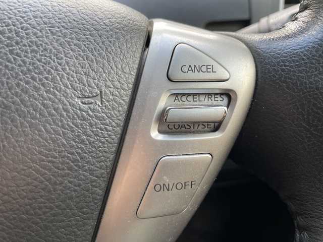 日産 セレナ ハイウェイスター S HV Vセレ 茨城県 2013(平25)年 11.6万km ブリリアントホワイトパール 純正ナビ/AM/FM/CD/DVD/USB/iPod/SD/ハンズフリー対応/フルセグTV/クルーズコントロール/バックモニター/アイドリングストップ/前後ドライブレコーダー/ETC/両側電動スライドドア/純正アルミホイール/純正フロアマット/横滑り防止装置