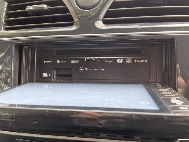 日産 セレナ ハイウェイスター S HV Vセレ 茨城県 2013(平25)年 11.6万km ブリリアントホワイトパール 純正ナビ/AM/FM/CD/DVD/USB/iPod/SD/ハンズフリー対応/フルセグTV/クルーズコントロール/バックモニター/アイドリングストップ/前後ドライブレコーダー/ETC/両側電動スライドドア/純正アルミホイール/純正フロアマット/横滑り防止装置