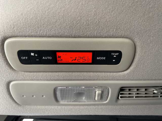 日産 セレナ ハイウェイスター S HV Vセレ 茨城県 2013(平25)年 11.6万km ブリリアントホワイトパール 純正ナビ/AM/FM/CD/DVD/USB/iPod/SD/ハンズフリー対応/フルセグTV/クルーズコントロール/バックモニター/アイドリングストップ/前後ドライブレコーダー/ETC/両側電動スライドドア/純正アルミホイール/純正フロアマット/横滑り防止装置