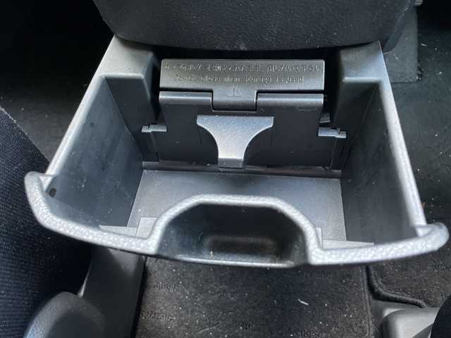 日産 セレナ ハイウェイスター S HV Vセレ 茨城県 2013(平25)年 11.6万km ブリリアントホワイトパール 純正ナビ/AM/FM/CD/DVD/USB/iPod/SD/ハンズフリー対応/フルセグTV/クルーズコントロール/バックモニター/アイドリングストップ/前後ドライブレコーダー/ETC/両側電動スライドドア/純正アルミホイール/純正フロアマット/横滑り防止装置