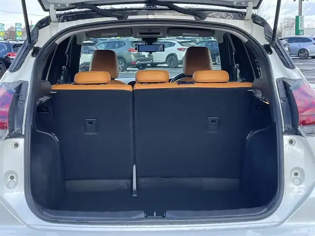 日産 キックス X ツートーンインテリアED 道央・札幌 2020(令2)年 6.9万km ブリリアントホワイトパール/ピュアブラック 2トーン 純正メーカーナビ/CD/DVD/BT/フルセグ/エマージェンシーブレーキ/横滑り防止装置/レーダークルーズコントロール/レーンキープアシスト/パーキングアシスト/バックカメラ/サイドカメラ/フロントカメラ/全方位カメラ/アラウンドビューモニター/ビルトインETC/ドライブレコーダー/EVMODE/DRAIVEMODE/前席シートヒーター/レザーシート/革巻きステアリング/ステアリングリモコン/電動パーキング/オートブレーキホールド/プッシュスタート/スマートキー/LEDヘッドライト/オートライト/フォグランプ/電動格納ミラー/ウィンカーミラー/純正フロアマット/ドアバイザー/ハンドルヒーター/純正AW付夏タイヤ積込/205/55/R17/2025年/山9mm