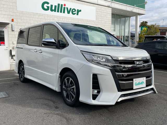 トヨタ ノア Si ダブルバイビーⅢ 神奈川県 2021(令3)年 3.7万km パール