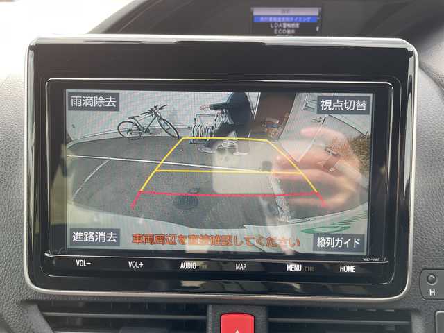 トヨタ ノア Si ダブルバイビーⅢ 神奈川県 2021(令3)年 3.7万km パール