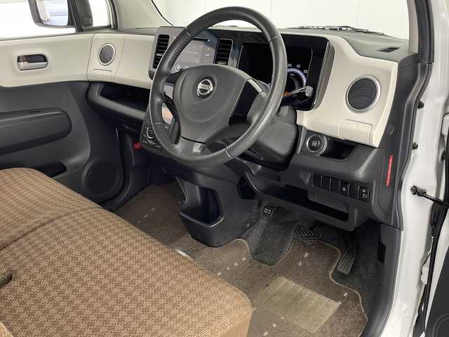 日産 モコ X 宮崎県 2015(平27)年 5.9万km スノーパールホワイト 純正ディスプレイ付きオーディオ/ＣＤ　ＵＳＢ　ＡＭ　ＦＭ/バックカメラ/アイドリングストップ/プッシュスタート/スマートキー２個/純正フロアマット/純正１４インチＡＷ/保証書/取扱説明書