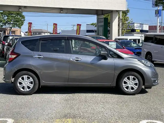 日産 ノート X FOUR スマートセーフティED 宮城県 2018(平30)年 4.6万km ダークメタルグレー 純正ディーラーナビ/TV(フルセグ)/FM・AM/CD・DVD/Bluetooth/USB/SD/ipod/デジタルインナーミラー/エンジンスターター/純正フロアマット/ETC/プッシュスタート/社外サマーアルミホイール14インチ車内積込/インテリジェントエマージェンシーブレーキ/レーンアシスト/2駆切替/横滑り防止/アラウンドビューモニター/純正ホイールカバースタットレスタイヤ装着