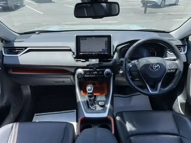 トヨタ ＲＡＶ４ アドベンチャー 茨城県 2020(令2)年 3.5万km アッシュグレーメタリック/アーバンカーキ 社外ナビ/【iPod・USB・SD・ＣＤ・ＤＶＤ・ＴＶ・ラジオ・ＢＴ・ＨＤＭＩ】/パワーシート/シートヒーター/エアシート/ステアリングヒーター/ダウンヒルアシストコントロール/レーダークルコン/ETC/Bカメラ/ルーフレール/前後コーナーセンサー/100V電源/ブレーキホールド/MTモード付AT/BSM/オートライト/Fフォグ
