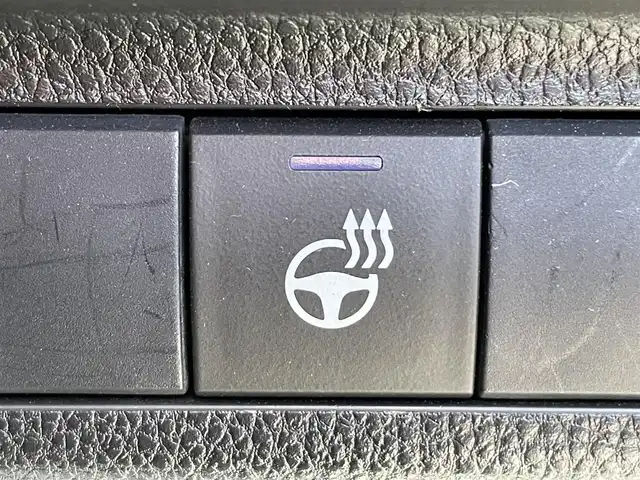 トヨタ ＲＡＶ４ アドベンチャー 茨城県 2020(令2)年 3.5万km アッシュグレーメタリック/アーバンカーキ 社外ナビ/【iPod・USB・SD・ＣＤ・ＤＶＤ・ＴＶ・ラジオ・ＢＴ・ＨＤＭＩ】/パワーシート/シートヒーター/エアシート/ステアリングヒーター/ダウンヒルアシストコントロール/レーダークルコン/ETC/Bカメラ/ルーフレール/前後コーナーセンサー/100V電源/ブレーキホールド/MTモード付AT/BSM/オートライト/Fフォグ
