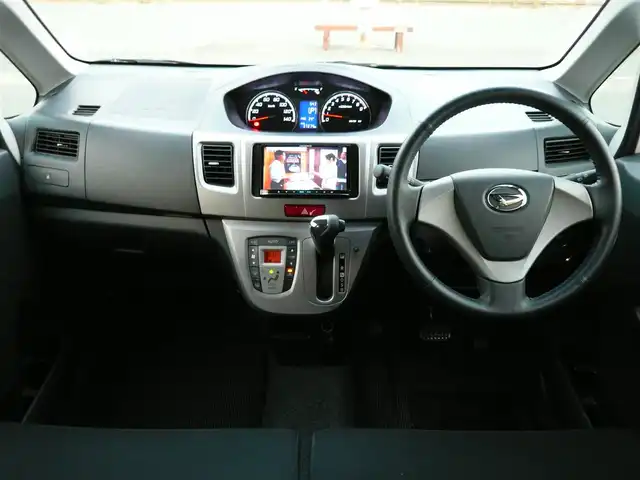 ダイハツ ムーヴ カスタム G 静岡県 2011(平23)年 3.8万km パールホワイトⅢ 禁煙車/carrozzeria SDナビ/（CD/DVD/BT/AM/FM/フルセグTV)/プッシュスタート・スマートキー/オートライト/HIDヘッドライト/革巻きステアリングホイール/保証書・取扱説明書