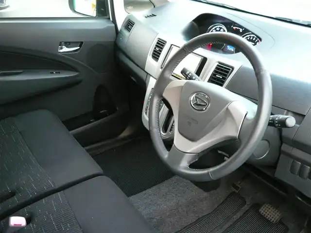ダイハツ ムーヴ カスタム G 静岡県 2011(平23)年 3.8万km パールホワイトⅢ 禁煙車/carrozzeria SDナビ/（CD/DVD/BT/AM/FM/フルセグTV)/プッシュスタート・スマートキー/オートライト/HIDヘッドライト/革巻きステアリングホイール/保証書・取扱説明書