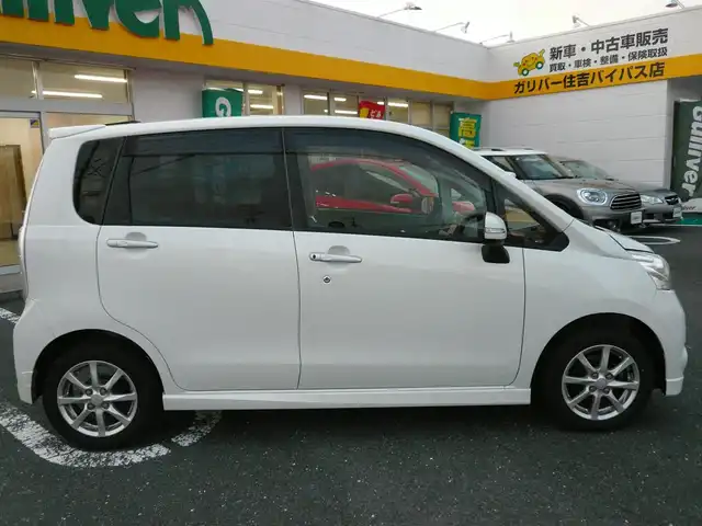 ダイハツ ムーヴ カスタム G 静岡県 2011(平23)年 3.8万km パールホワイトⅢ 禁煙車/carrozzeria SDナビ/（CD/DVD/BT/AM/FM/フルセグTV)/プッシュスタート・スマートキー/オートライト/HIDヘッドライト/革巻きステアリングホイール/保証書・取扱説明書