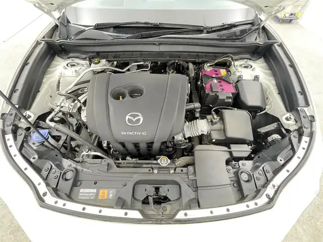 マツダ ＣＸ－３０ 20S プロアクティブツーリングセレ 千葉県 2020(令2)年 4.5万km スノーフレイクホワイトパールマイカ 禁煙車/マツダセーフティサポート/・ブラインドスポットモニター/・ヘッドアップディスプレイ/・レーダークルーズコントロール/・車線逸脱警報システム/・レーンキープアシスト/・コーナーセンサー/純正メモリナビ/・CD/DVD/USB/HDMI/Bluetooth/フルセグTV/・バックカメラ/・ビルトインETC/革巻きステアリング/・ステアリングスイッチ/・ステアリングヒーター/DNシートヒーター/・D席メモリ付きパワーシート/パワーバックドア/左右独立エアコン/MT付きAT/純正フロアマット/純正18インチAW/オートライト/・LEDヘッドライト/・LEDフォグランプ/電動格納ウインカーミラー/電子パーキング/・ブレーキホールド/プッシュスタート/・スマートキー