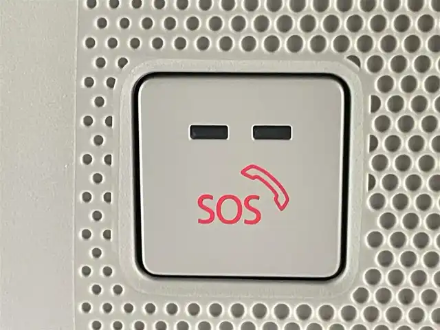 マツダ ＣＸ－３０ 20S プロアクティブツーリングセレ 千葉県 2020(令2)年 4.5万km スノーフレイクホワイトパールマイカ 禁煙車/マツダセーフティサポート/・ブラインドスポットモニター/・ヘッドアップディスプレイ/・レーダークルーズコントロール/・車線逸脱警報システム/・レーンキープアシスト/・コーナーセンサー/純正メモリナビ/・CD/DVD/USB/HDMI/Bluetooth/フルセグTV/・バックカメラ/・ビルトインETC/革巻きステアリング/・ステアリングスイッチ/・ステアリングヒーター/DNシートヒーター/・D席メモリ付きパワーシート/パワーバックドア/左右独立エアコン/MT付きAT/純正フロアマット/純正18インチAW/オートライト/・LEDヘッドライト/・LEDフォグランプ/電動格納ウインカーミラー/電子パーキング/・ブレーキホールド/プッシュスタート/・スマートキー