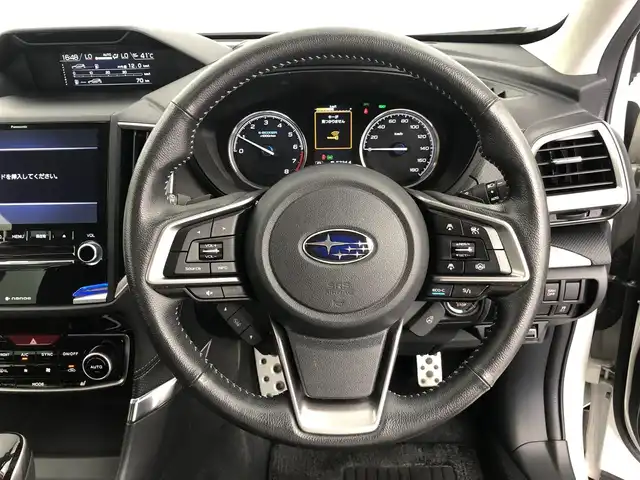 スバル フォレスター ハイブリッド アドバンス 愛知県 2020(令2)年 4.6万km クリスタルホワイトP SDカード無し後日確認/・アイサイト/・衝突被害軽減システム/・コーナーセンサー/・クルーズコントロール/・横滑り防止装置/・オートライト/・LEDヘッドライト/・LEDフォグランプ/・シートヒーター/・パワーシート/・純正AW/・ETC/・Bluetooth/・プッシュスタート/・スマートキー/・スペアキー