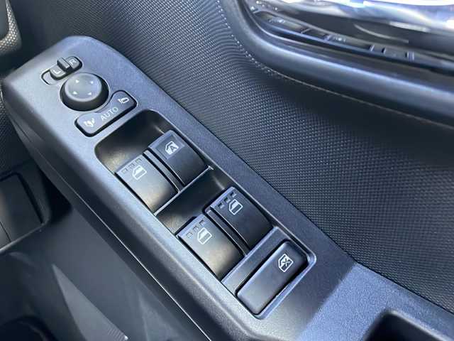 ダイハツ タフト G クロムベンチャー 青森県 2024(令6)年 1.1万km フォレストカーキメタリック 4WD/社外ナビ・フルセグTV/CD・DVD・Bluetooth/バックカメラ/スカイフィールトップ/前席シートヒーター/スマートアシスト/衝突軽減ブレーキ/車線逸脱警報/アダプティブドライビングビーム/コーナーセンサー/サイド・カーテンエアバッグ/ETC/LEDヘッドライト/LEDフォグライト/純正15インチアルミ/ルーフレール/スマートキー