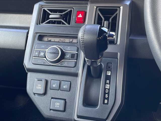 ダイハツ タフト G クロムベンチャー 青森県 2024(令6)年 1.1万km フォレストカーキメタリック 4WD/社外ナビ・フルセグTV/CD・DVD・Bluetooth/バックカメラ/スカイフィールトップ/前席シートヒーター/スマートアシスト/衝突軽減ブレーキ/車線逸脱警報/アダプティブドライビングビーム/コーナーセンサー/サイド・カーテンエアバッグ/ETC/LEDヘッドライト/LEDフォグライト/純正15インチアルミ/ルーフレール/スマートキー