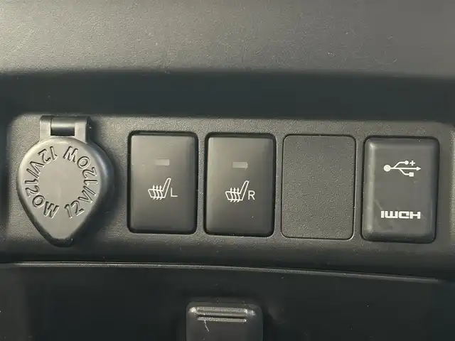 トヨタ ルーミー カスタムG－T 東京都 2020(令2)年 1.2万km クールバイオレットクリスタルシャイン ワンオーナー/純正SDナビ/　フルセグTV/DVD/CD/Bluetooth/バックカメラ/コンフォートビューパッケージ/ナビレディパッケージ/両側パワースライドドア/純正プレミアムシートカバー/スマートアシスト/衝突回避支援ブレーキ/車線逸脱警報/ブレーキ制御発進お知らせ/アダプティブドライビングビーム/アダプティブクルーズコントロール/衝突警報/ふらつき警報/サイドビューランプ/コーナーセンサー/路側逸脱警報/標識認識機能/LEDヘッドライト/LEDフォグランプ/オートライト/シートヒーター/純正ドライブレコーダー/ビルトインETC/純正15インチアルミホイール/革巻きステアリングホイール/ステアリングスイッチ/HDMI/電動オート格納ミラー/ウインカーミラー/プッシュスタート/スマートキー×2/純正フロアマット/純正ドアバイザー/保証書/取扱説明書