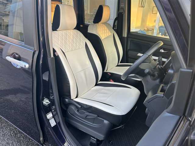 トヨタ ルーミー カスタムG－T 東京都 2020(令2)年 1.2万km クールバイオレットクリスタルシャイン ワンオーナー/純正SDナビ/　フルセグTV/DVD/CD/Bluetooth/バックカメラ/コンフォートビューパッケージ/ナビレディパッケージ/両側パワースライドドア/純正プレミアムシートカバー/スマートアシスト/衝突回避支援ブレーキ/車線逸脱警報/ブレーキ制御発進お知らせ/アダプティブドライビングビーム/アダプティブクルーズコントロール/衝突警報/ふらつき警報/サイドビューランプ/コーナーセンサー/路側逸脱警報/標識認識機能/LEDヘッドライト/LEDフォグランプ/オートライト/シートヒーター/純正ドライブレコーダー/ビルトインETC/純正15インチアルミホイール/革巻きステアリングホイール/ステアリングスイッチ/HDMI/電動オート格納ミラー/ウインカーミラー/プッシュスタート/スマートキー×2/純正フロアマット/純正ドアバイザー/保証書/取扱説明書