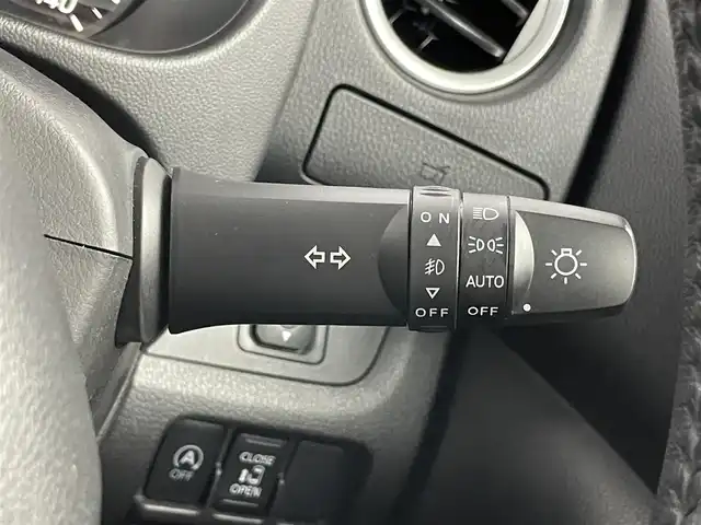 日産 デイズ ルークス ハイウェイスター Xターボ 埼玉県 2018(平30)年 6.1万km スパークリングレッド/ブラック 純正SDナビ/バックカメラ/衝突被害軽減システム/車線逸脱警報/片側パワースライドドア/横滑り防止装置/ETC/ドライブレコーダー/アイドリングストップ/LEDヘッドライト/フォグランプ/オートライト/ウィンカーミラー/電動格納ミラー/純正アルミホイール/プッシュスタート/スマートキー/フロアマット/スペアキー