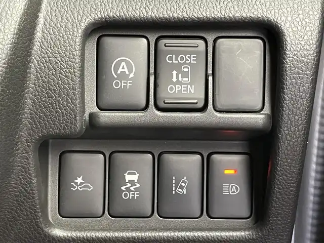 日産 デイズ ルークス ハイウェイスター Xターボ 埼玉県 2018(平30)年 6.1万km スパークリングレッド/ブラック 純正SDナビ/バックカメラ/衝突被害軽減システム/車線逸脱警報/片側パワースライドドア/横滑り防止装置/ETC/ドライブレコーダー/アイドリングストップ/LEDヘッドライト/フォグランプ/オートライト/ウィンカーミラー/電動格納ミラー/純正アルミホイール/プッシュスタート/スマートキー/フロアマット/スペアキー