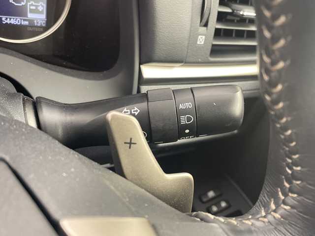 レクサス ＣＴ 200h バージョンC 大分県 2014(平26)年 5.5万km ファイアーアゲートマイカメタリック 純正ナビ　/CD/DVD/フルセグＴＶ/Bluetooth/USB/AUX　/黒革シート　/バックカメラ/ビルトインETC/前方ドライブレコーダー/黒革シート/前席パワーシート/前席シートヒーター/運転席メモリーシート/レーダークルーズコントロール/ＬＥＤヘッドライト/フォグライト /オートライト/自動防眩ミラー/トノカバー/スマートキー/スペアキー×２