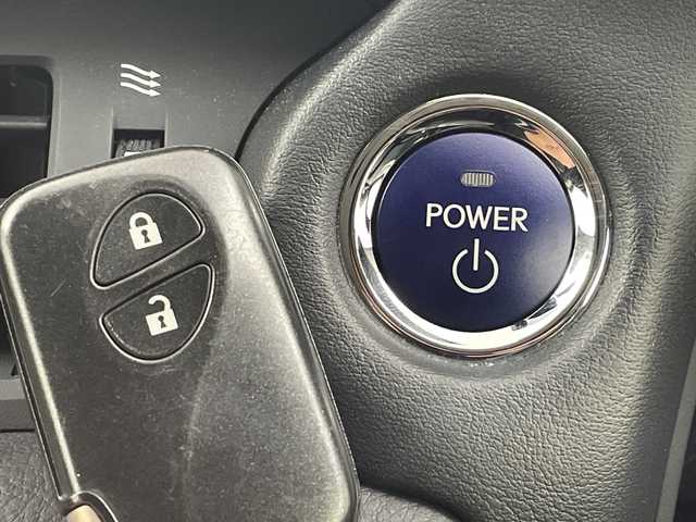 レクサス ＣＴ 200h バージョンC 大分県 2014(平26)年 5.5万km ファイアーアゲートマイカメタリック 純正ナビ　/CD/DVD/フルセグＴＶ/Bluetooth/USB/AUX　/黒革シート　/バックカメラ/ビルトインETC/前方ドライブレコーダー/黒革シート/前席パワーシート/前席シートヒーター/運転席メモリーシート/レーダークルーズコントロール/ＬＥＤヘッドライト/フォグライト /オートライト/自動防眩ミラー/トノカバー/スマートキー/スペアキー×２