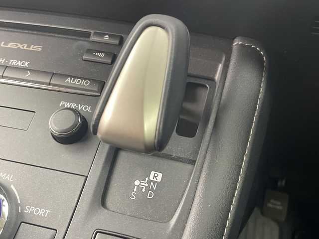 レクサス ＣＴ 200h バージョンC 大分県 2014(平26)年 5.5万km ファイアーアゲートマイカメタリック 純正ナビ　/CD/DVD/フルセグＴＶ/Bluetooth/USB/AUX　/黒革シート　/バックカメラ/ビルトインETC/前方ドライブレコーダー/黒革シート/前席パワーシート/前席シートヒーター/運転席メモリーシート/レーダークルーズコントロール/ＬＥＤヘッドライト/フォグライト /オートライト/自動防眩ミラー/トノカバー/スマートキー/スペアキー×２