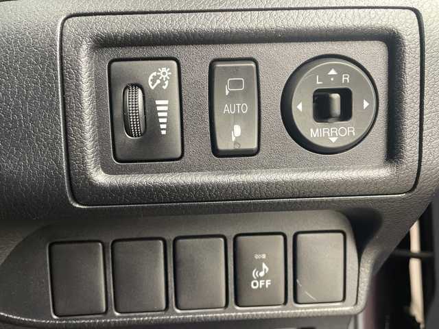 レクサス ＣＴ 200h バージョンC 大分県 2014(平26)年 5.5万km ファイアーアゲートマイカメタリック 純正ナビ　/CD/DVD/フルセグＴＶ/Bluetooth/USB/AUX　/黒革シート　/バックカメラ/ビルトインETC/前方ドライブレコーダー/黒革シート/前席パワーシート/前席シートヒーター/運転席メモリーシート/レーダークルーズコントロール/ＬＥＤヘッドライト/フォグライト /オートライト/自動防眩ミラー/トノカバー/スマートキー/スペアキー×２