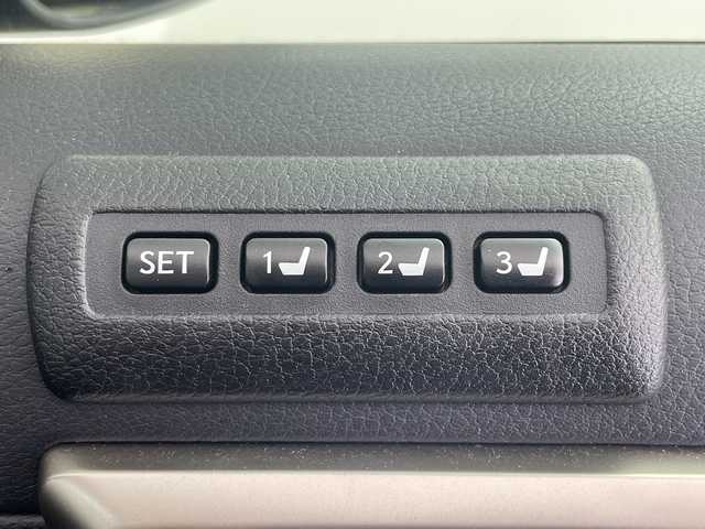 レクサス ＣＴ 200h バージョンC 大分県 2014(平26)年 5.5万km ファイアーアゲートマイカメタリック 純正ナビ　/CD/DVD/フルセグＴＶ/Bluetooth/USB/AUX　/黒革シート　/バックカメラ/ビルトインETC/前方ドライブレコーダー/黒革シート/前席パワーシート/前席シートヒーター/運転席メモリーシート/レーダークルーズコントロール/ＬＥＤヘッドライト/フォグライト /オートライト/自動防眩ミラー/トノカバー/スマートキー/スペアキー×２