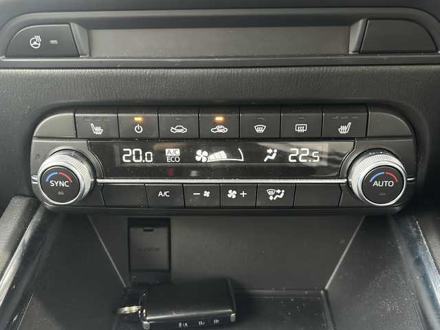 マツダ ＣＸ－５ XD ブラックトーンエディション 静岡県 2021(令3)年 5.6万km スノーフレイクホワイトパールマイカ 【主要装備】/純正ナビ　/ハーフレザーシート　/前席シートヒーター　/ＥＴＣ　/オートホールド　/ステアリングスイッチ　/アラウンドビューモニター　/パワーバックドア　/レーダークルーズコントロール　/ＢＯＳＥサウンド　/ＢＳＭ/プッシュスタート/スマートキー/LEDヘッドライト/純正19インチアルミホイール/プリクラッシュセーフティ