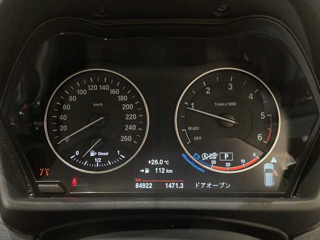 ＢＭＷ Ｘ１ xDrive 18d 新潟県 2017(平29)年 8.5万km ミネラルホワイト アクティブクルーズコントロール/ヘッドアップディスプレイ/純正HDDナビ/バックカメラ/アイドリングストップ/格納電動ウィンカーミラー/プッシュスタート/ETC/ダイナミックスタビリティコントロール/パークディスタンスコントロール/パフォーマンスコントロール/ヒルディセントコントロール/パーキングアシスト/スペアキー