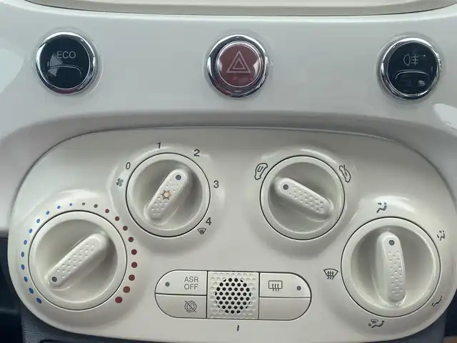 フィアット ５００ ペッレ 福岡県 2014(平26)年 5.5万km 白 ・社外ナビ/・バックカメラ/・赤革シート/・ETC/・純正15AW/・キーレスキー/・保証書/・取扱説明書